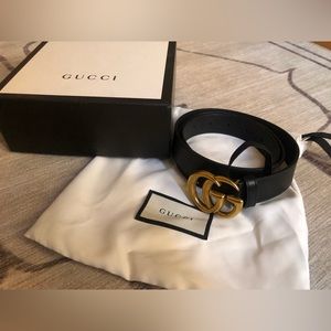 Gucci GG Marmot Leather Belt (Black/Flat Gold)